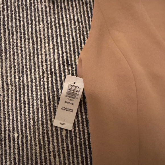 Brand new Aritzia matching effortless outfit - Picture 3 of 5